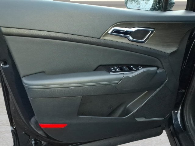 2025 Kia Sportage Plug-In Hybrid X-Line