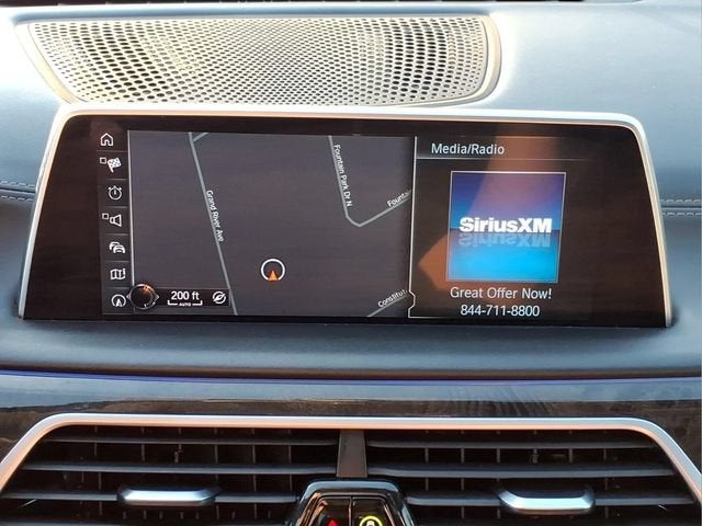 2016 BMW 750i 750i