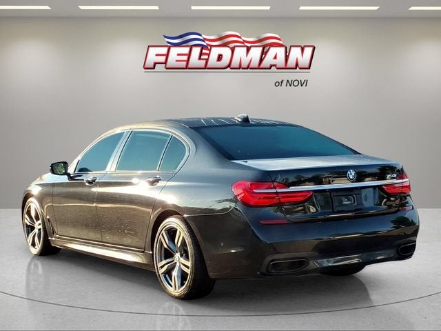 2016 BMW 750i 750i