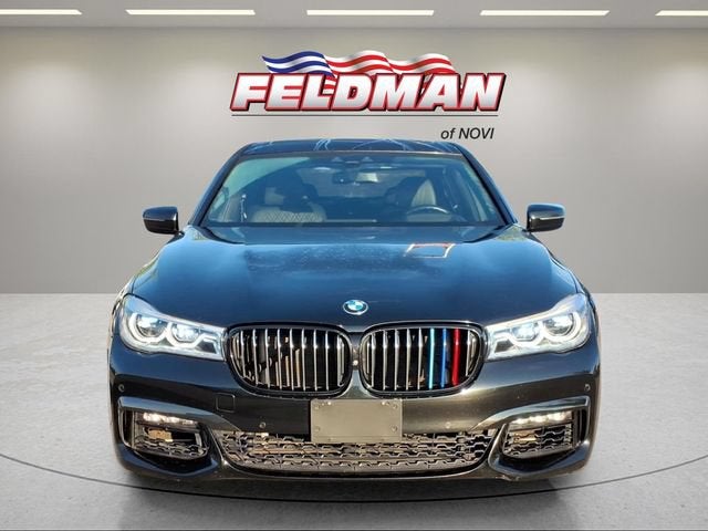 2016 BMW 750i 750i