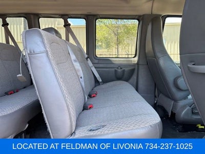 2025 Chevrolet Express Passenger 1LT