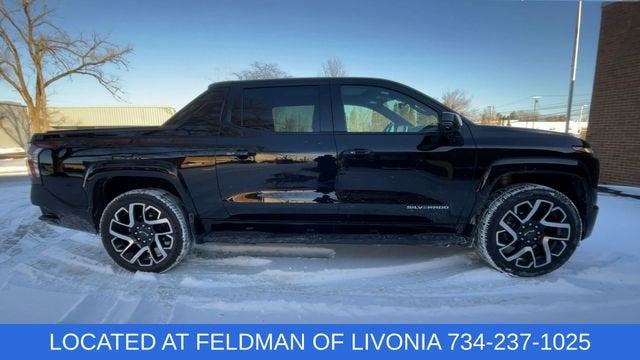 2024 Chevrolet Silverado EV RST