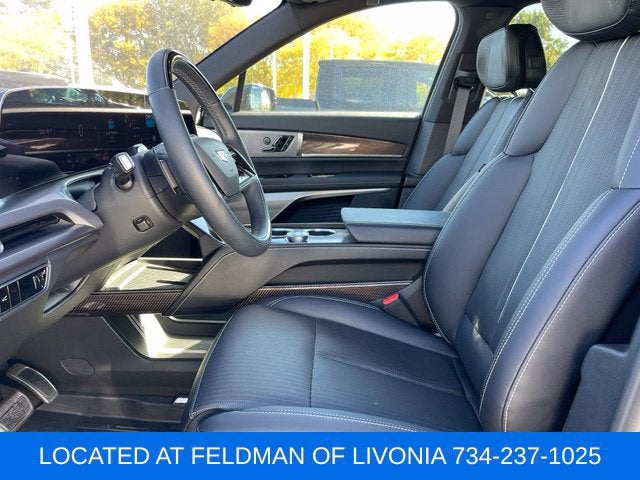 2026 Cadillac VISTIQ Sport