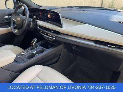 2024 Cadillac XT4 Premium Luxury