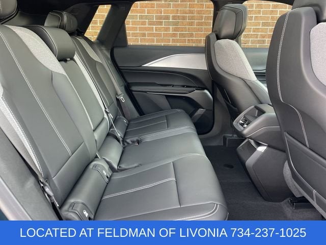 2024 Cadillac LYRIQ Tech