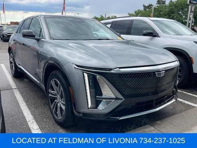 2024 Cadillac LYRIQ Luxury 1
