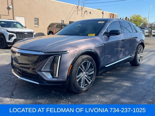 2024 Cadillac LYRIQ Luxury 2
