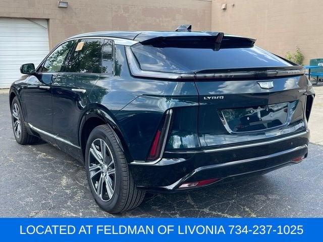 2024 Cadillac LYRIQ Luxury 2