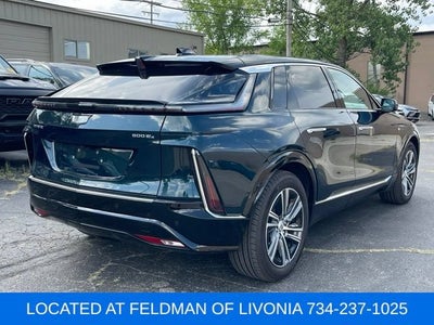 2024 Cadillac LYRIQ Luxury 2
