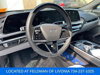 2024 Cadillac LYRIQ Luxury 2