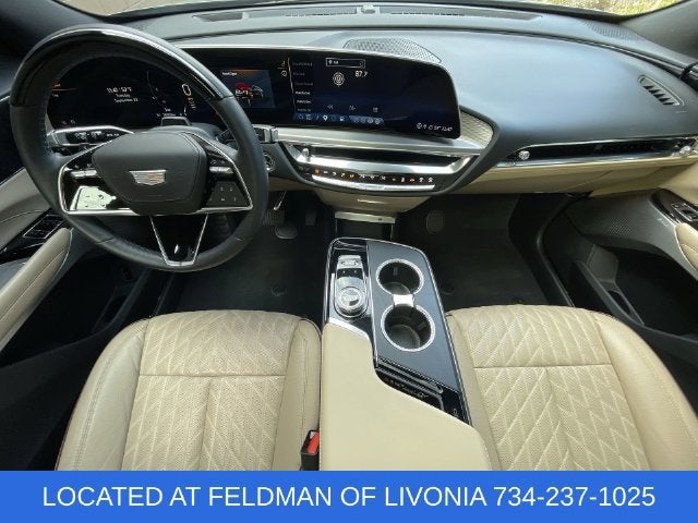 2024 Cadillac LYRIQ Luxury 3