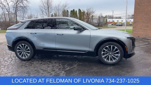 2024 Cadillac LYRIQ Sport 2