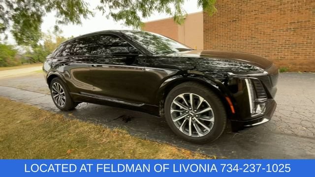 2024 Cadillac LYRIQ Sport 2