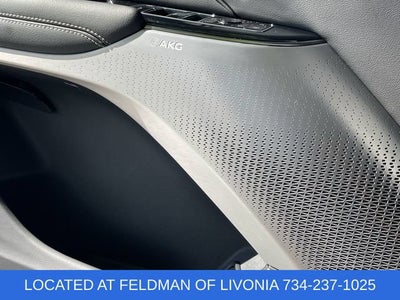 2024 Cadillac LYRIQ Sport 2