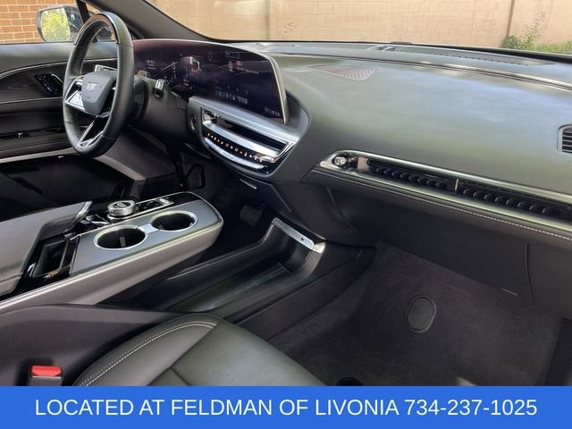 2024 Cadillac LYRIQ Sport 2