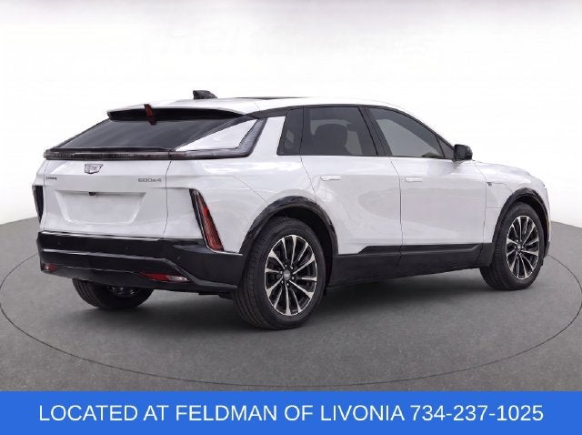 2024 Cadillac LYRIQ Sport 2