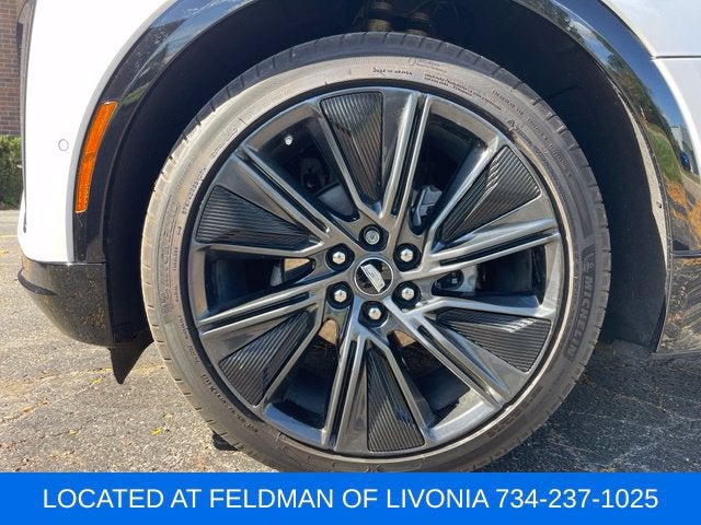 2024 Cadillac LYRIQ Sport 3