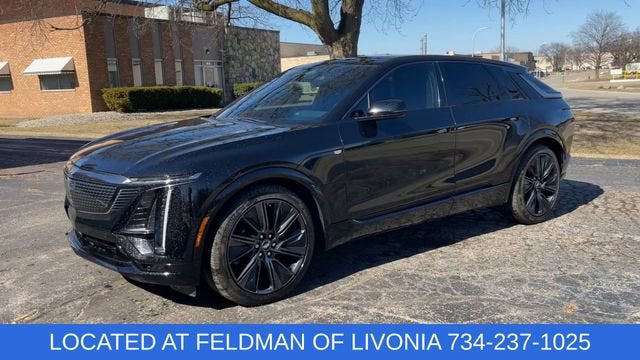 2024 Cadillac LYRIQ Sport 3