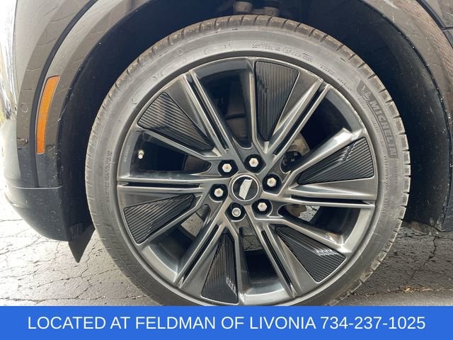 2024 Cadillac LYRIQ Sport 3