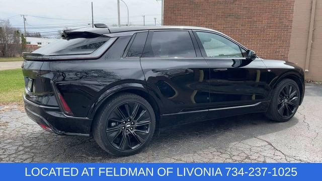 2024 Cadillac LYRIQ Sport 3