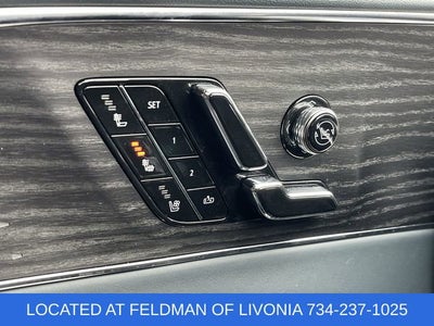 2024 Cadillac LYRIQ Sport 3