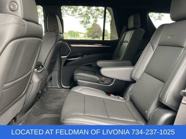 2025 Cadillac Escalade Luxury