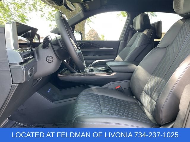 2025 Cadillac ESCALADE IQ Sport 1