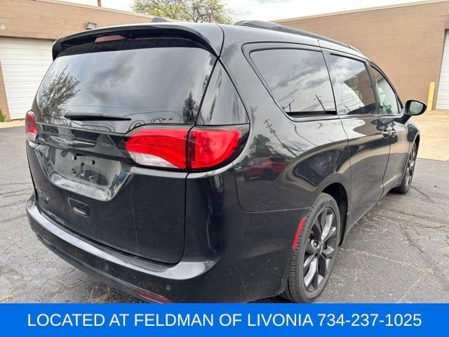 2018 Chrysler Pacifica Touring L