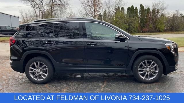 2024 GMC Terrain SLT