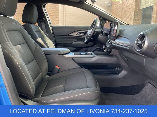 2025 Chevrolet Equinox EV LT