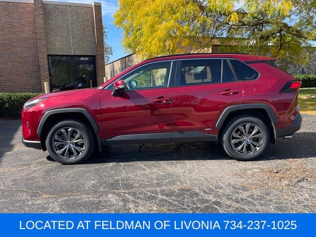 2022 Toyota RAV4 Hybrid XLE Premium