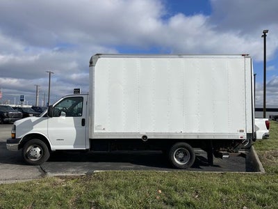 2014 Chevrolet Express 4500 Base Cutaway