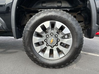 2025 Chevrolet Silverado 2500HD Custom