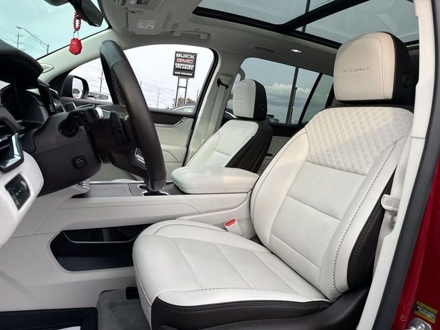 2025 GMC Acadia Denali