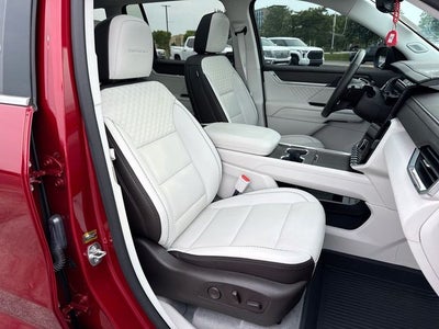 2025 GMC Acadia Denali