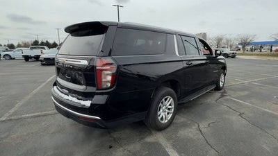 2023 Chevrolet Suburban LT
