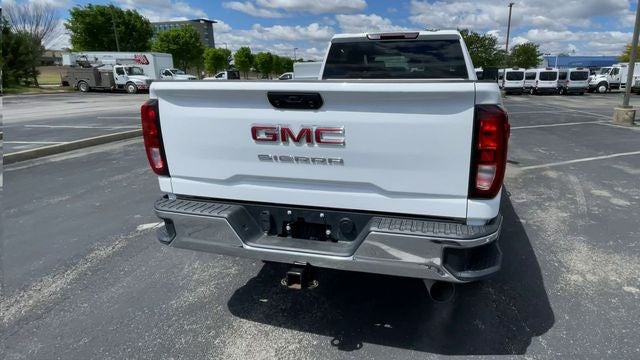 2024 GMC Sierra 2500HD Pro