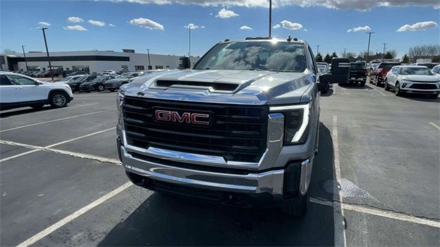 2024 GMC Sierra 2500HD Pro