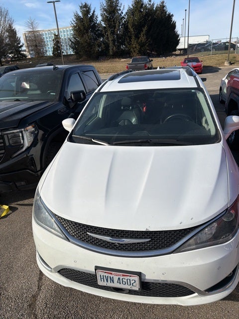 2019 Chrysler Pacifica Touring L Plus