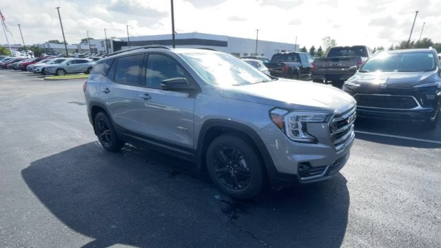 2024 GMC Terrain AT4