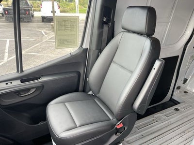 2024 Mercedes-Benz Sprinter 2500 Crew 144 WB