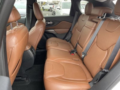 2019 Jeep Cherokee Overland