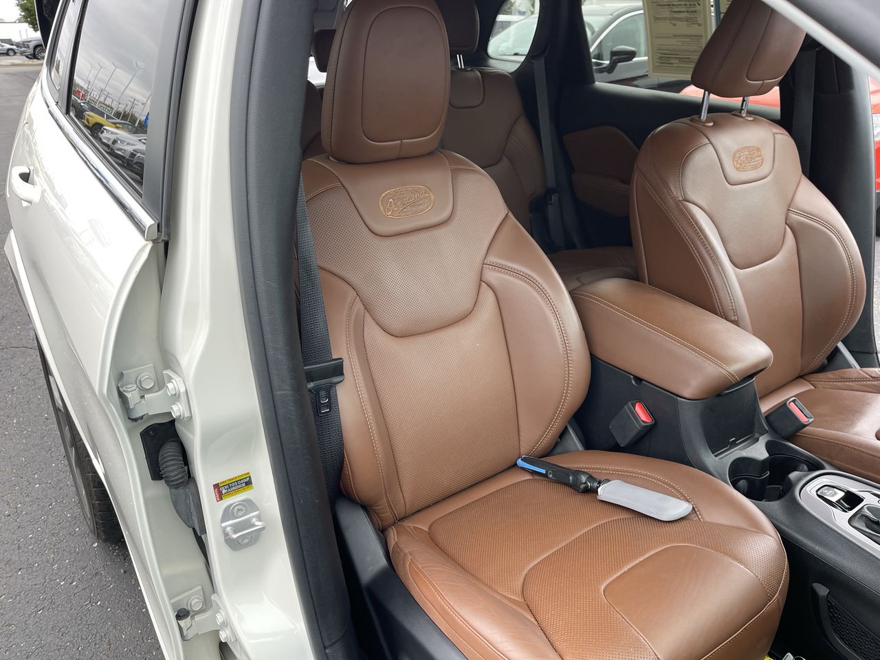 2019 Jeep Cherokee Overland