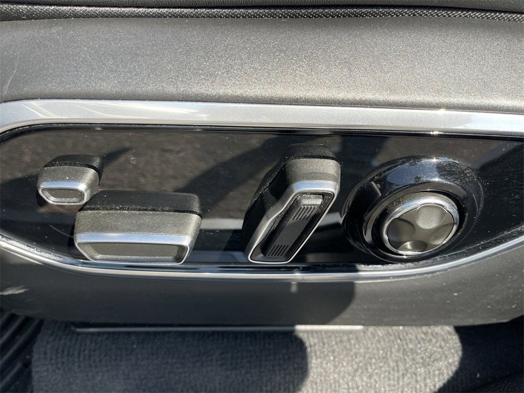 2022 Jeep Grand Cherokee 4xe Overland