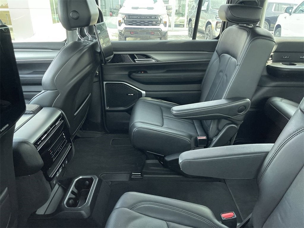 2023 Jeep Wagoneer Series II Carbide