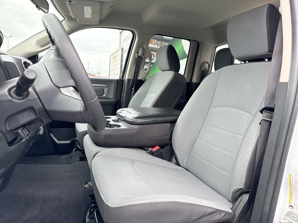 2024 RAM 1500 Classic SLT