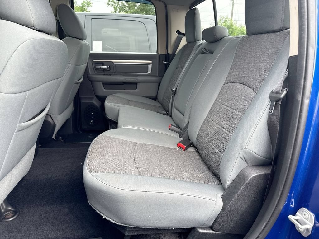 2017 RAM 1500 Big Horn Crew Cab 4x4 5'7" Box