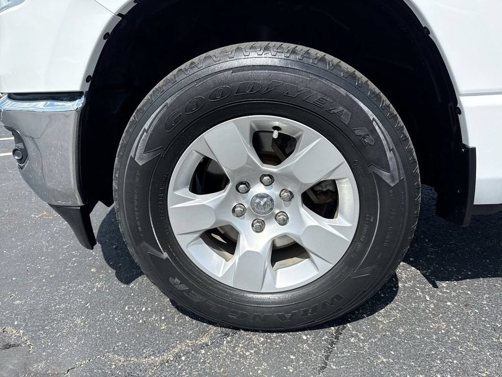 2023 RAM 1500 Big Horn Crew Cab 4x4 5'7" Box