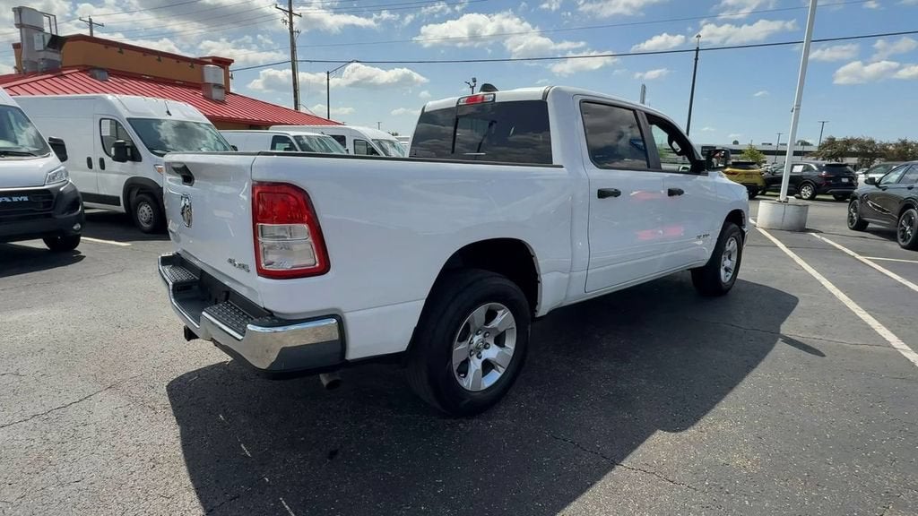 2023 RAM 1500 Big Horn Crew Cab 4x4 5'7" Box