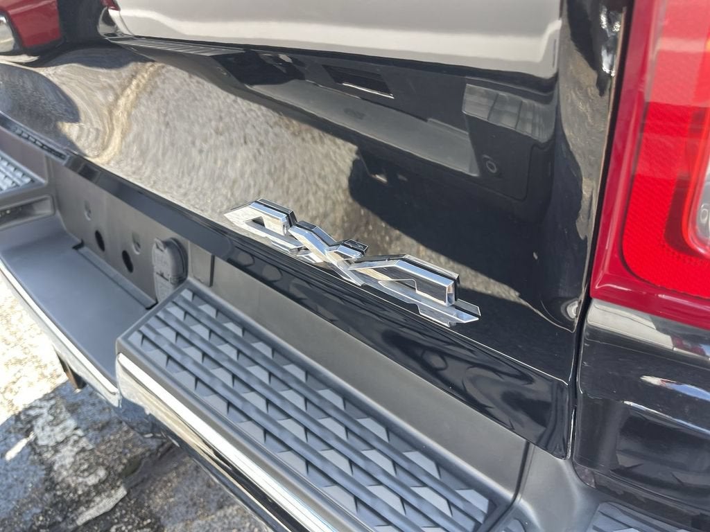 2020 RAM 1500 Big Horn Quad Cab 4x4 6'4" Box